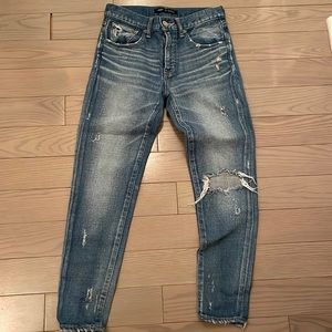 Moussy distressed denim size 24